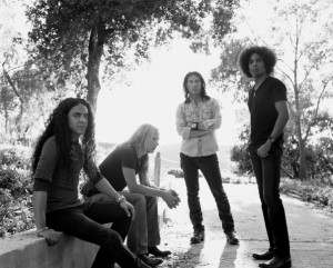 Alice In Chains – «The Devil Put Dinosaurs Here» (2013)