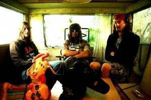 Bone Man libera la pieza “These Days Are Gone” como primer adelanto del nuevo “III”