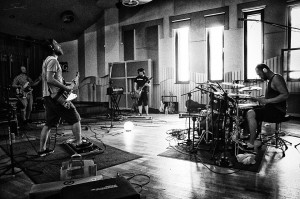 Ampacity regresa a finales de mes con “The Sum Of All Flaws”