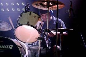 «Gotta Go», nuevo videoclip de Avon