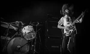 Sumac Ponen El Listón Alto Con «Rigid Man»