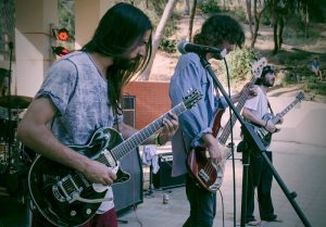 Eve lanza un nuevo single llamado «Tomorrow Never Knows»