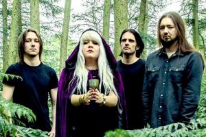 Alunah regresan a principios de 2017 con «Solennial»