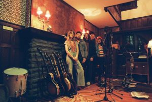 “Killer”, prometedor avance de “Planetary Space Child”, lo nuevo de Ruby The Hatchet