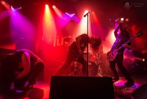 Holy Grove busca nuevo batería y anuncia su segundo disco para finales de año