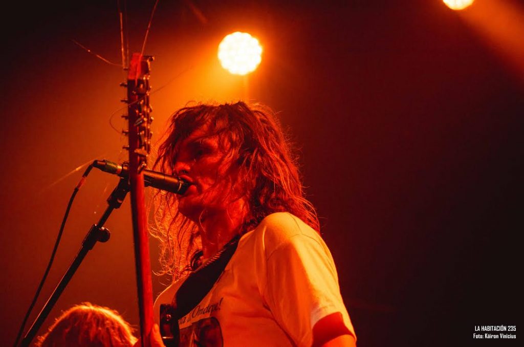 king-gizzard-the-lizard-wizard-live-band-2
