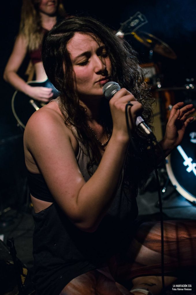bones-of-miverva-live-band