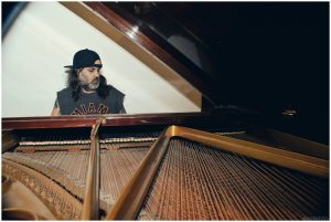 “El Herrero”, nuevo videoclip de Sergio Chotsourian