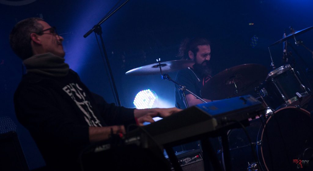 we-were-heading-north-live-band
