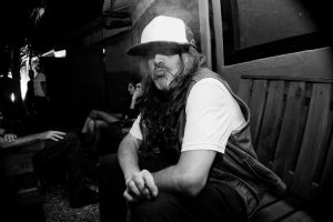 “La Heroína” sigue con la extensa labor en la carrera musical de Sergio Chotsourian