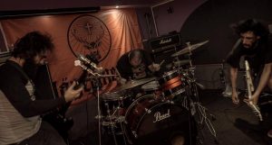 Santo Rostro sorprende con nuevo single, “Vacío Inicial”