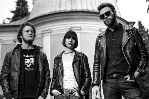 Weddings se estrena con el single «Labyrinth»