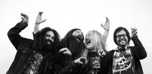 “Crater Creator”, la visión de The Cosmic Dead desde el espacio profundo