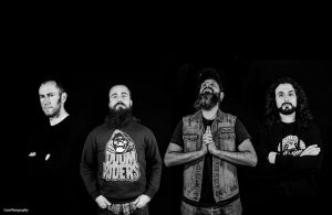 “Today’s Ashes” será el estreno larga duración de Mano De Piedra