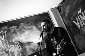 Otus presenta el videoclip “I’ll Dig And I’ll Dig”