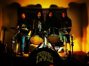 Mothers Of The Land lanza un prometedor adelanto de su próximo “Hunting Grounds”