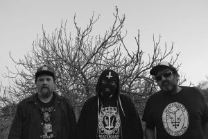 Abrimos el baile de teasers de “Santana Bendita”, próximo trabajo de El Lobo En Tu Puerta