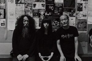 Inminente lanzamiento de los veteranos Mainliner. El espacio nos recibe con el primer avistamiento, “Blasphemy Hunter”…