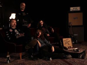 “Onwards And Downwards” será el nuevo álbum de Alastor. Ya disponible el single “Death Cult”…