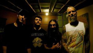 Yanomamo y Slomatics alían fuerzas en un nuevo split para finales de verano