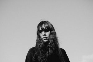 “Engine Of Hell” será lo nuevo de Emma Ruth Rundle