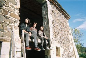 Decasia anuncia la llegada de su esperado y prometedor estreno “An Endless Feast For Hyenas”