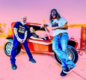 Reservas abiertas, fecha de lanzamiento y todos los detalles de “Totally…”, lo nuevo de Stöner