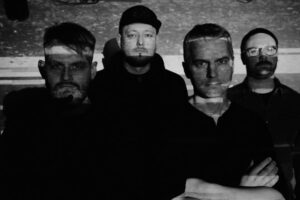 Ampacity reestructura filas y anuncia por sorpresa su vuelta con “IV”