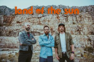 Estrenamos el videoclip “Dancing With An Alien”, primer avance del nuevo álbum de Land Of The Sun
