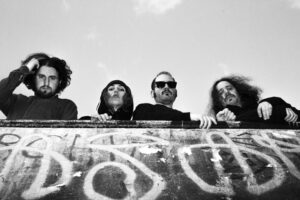 Godsleep estrena “Pots Of Hell”, el nuevo “Lies To Survive” llega esta semana…