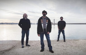 El single “Hugh The Cactus” libera todos los detalles del próximo álbum de Rainbow Bridge